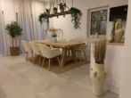 ESSEN - „Moderne Eleganz trifft auf zeitlosen Charme: Saniertes Mehrfamilienhaus mit 4 Wohneinheiten in begehrter Lage in Ditzingen“