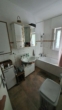 Tageslichtbad mit Badewanne - Apartment in Fellbach